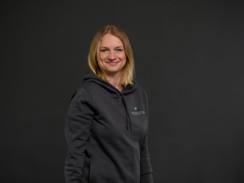 Get to know us: Dr. Kristina Stelzer